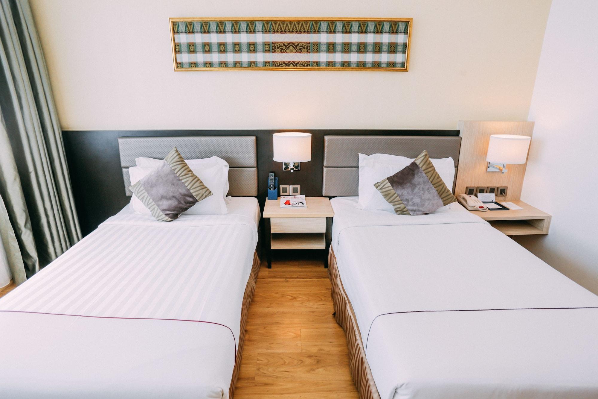 Hotel Granada Johor Bahru Eksteriør bilde