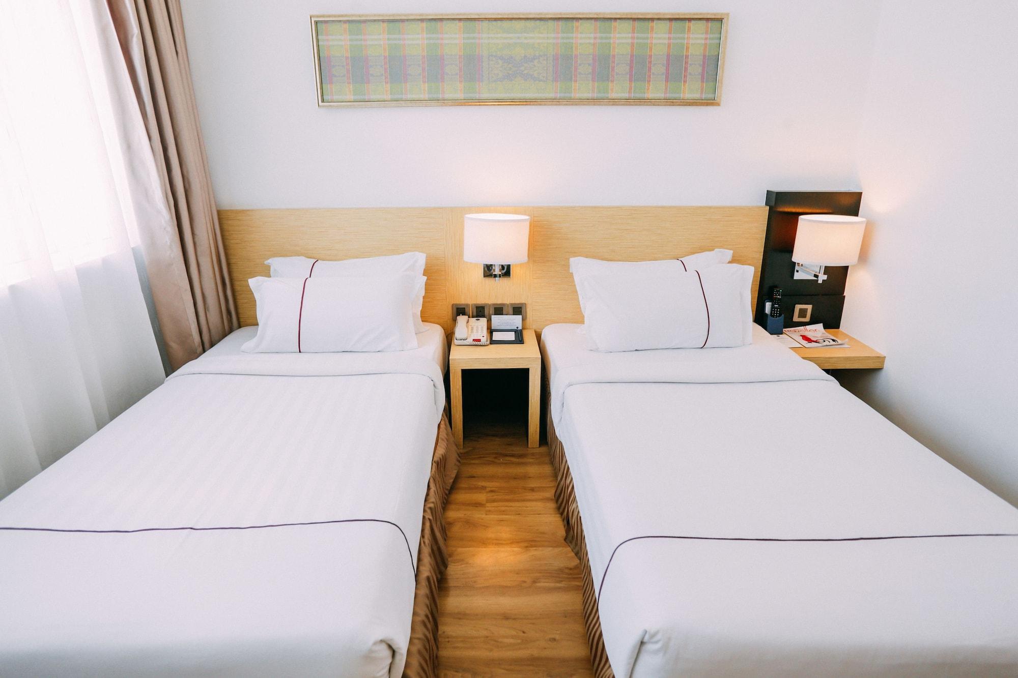 Hotel Granada Johor Bahru Eksteriør bilde