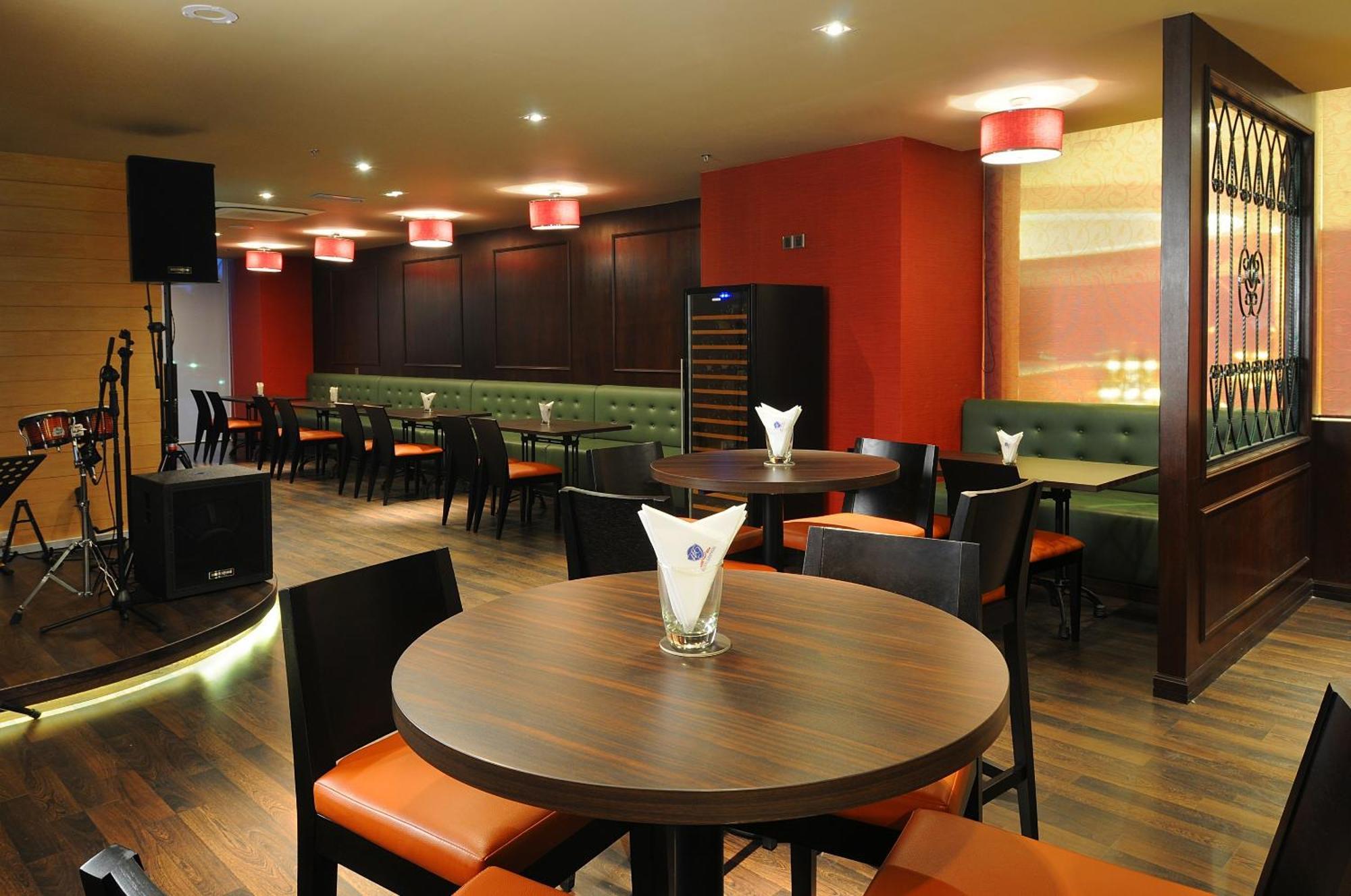 Hotel Granada Johor Bahru Eksteriør bilde